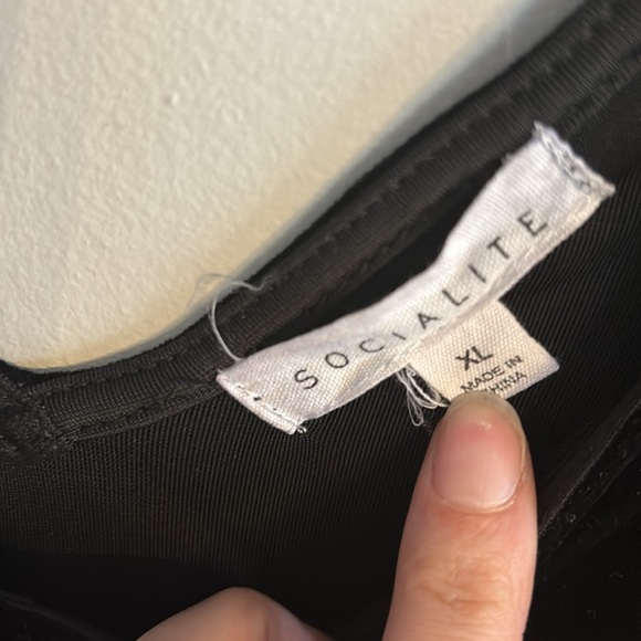 ⭐️2/$10 - bodysuit - Picture 4 of 4